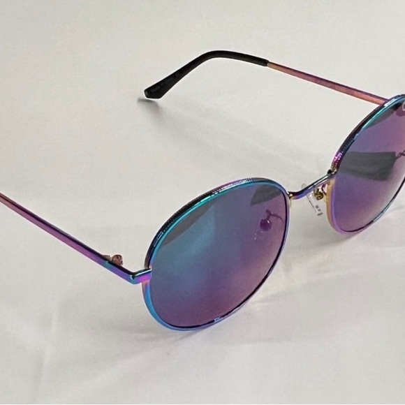 NWT Quay “MOD STAR” Rainbow Round Sunglasses - Picture 5 of 9